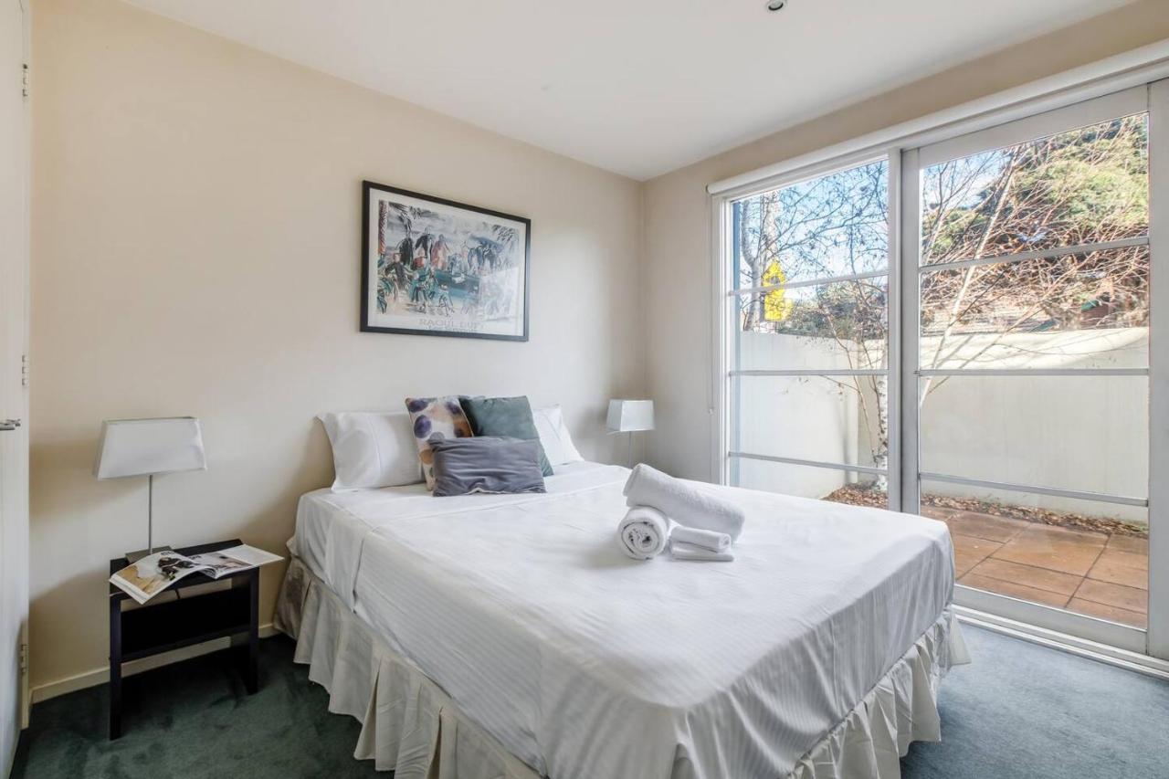 Patio Charm In Buzzing Richmond With Parking * Melbourne