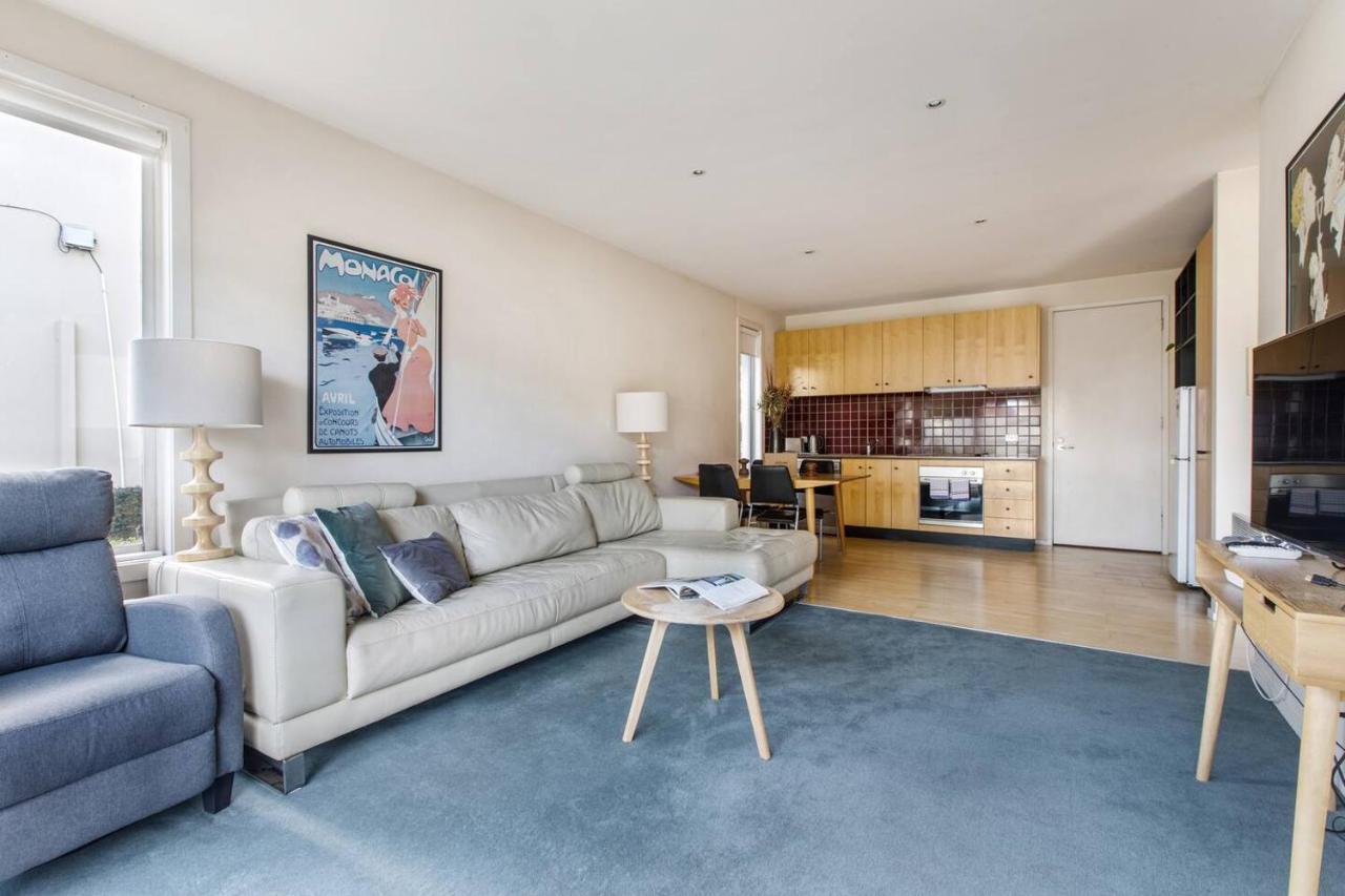 Patio Charm In Buzzing Richmond With Parking Apartment Melbourne
