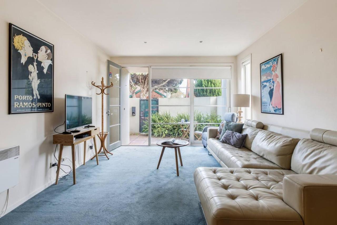 Patio Charm In Buzzing Richmond With Parking Melbourne